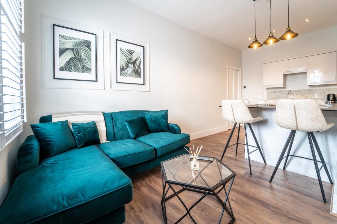 Watergate Penthouse - New 2 Bed Luxury Apartment In City Centre Честър Екстериор снимка