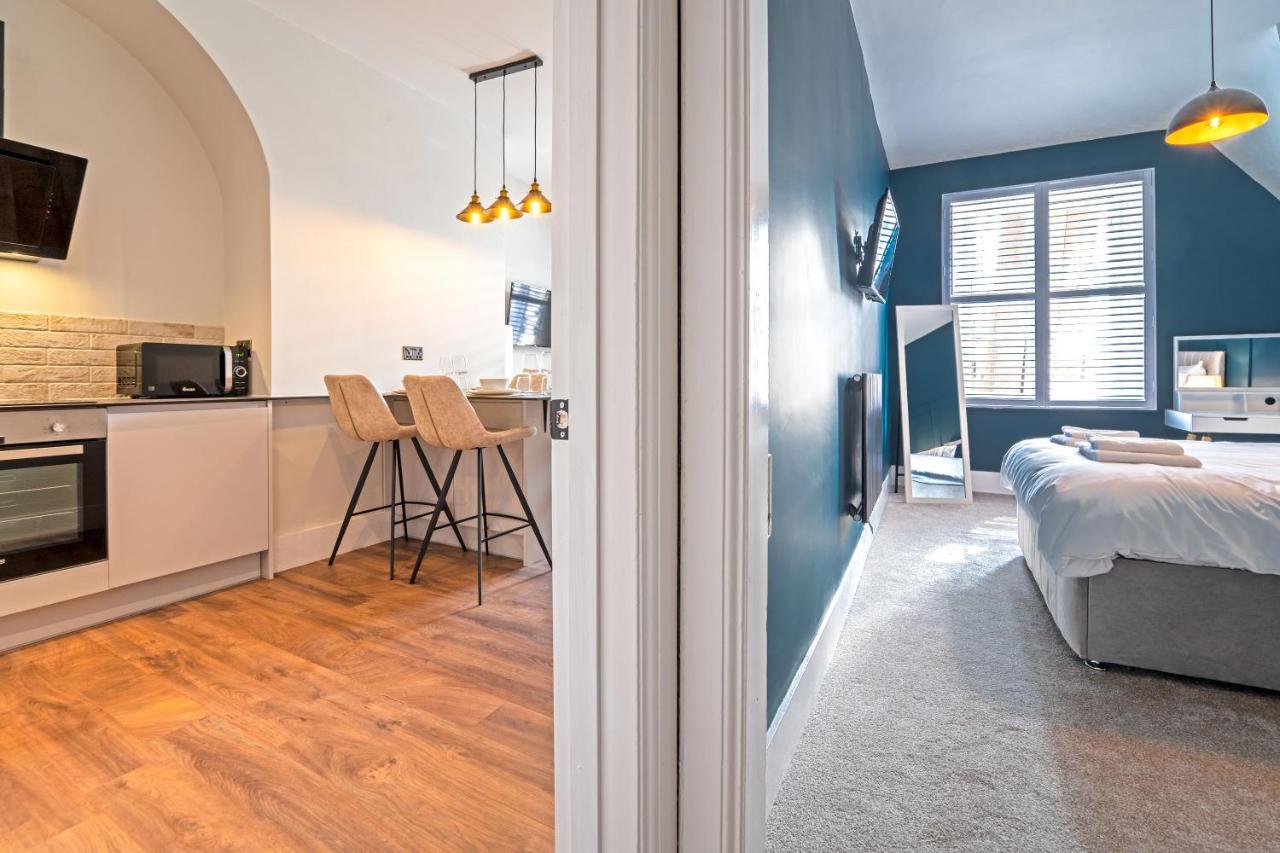 Watergate Penthouse - New 2 Bed Luxury Apartment In City Centre Честър Екстериор снимка
